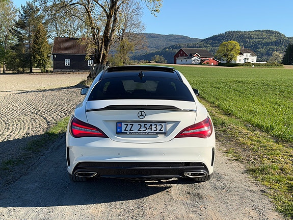 Mercedes-Benz CLA220 d 7 of 14