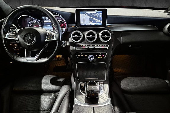 Mercedes-Benz 13 of 22