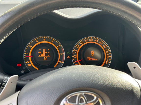 Toyota Auris 25 of 30