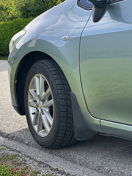 Toyota Auris 17 of 30