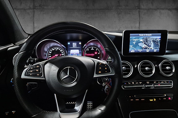 Mercedes-Benz GLC220 d 13 of 17