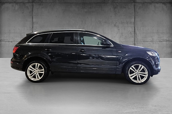 Audi Q7 7 of 22