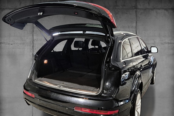 Audi Q7 10 of 22