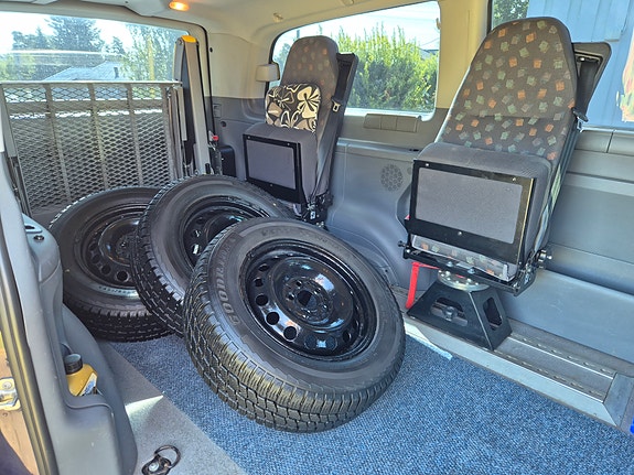 Mercedes-Benz Vito 111 8 of 16