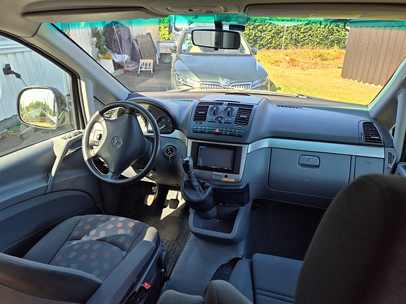 Mercedes-Benz Vito 111 9 of 16