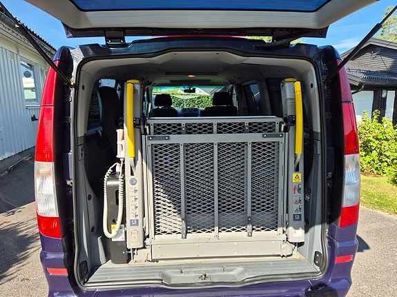 Mercedes-Benz Vito 111 6 of 16