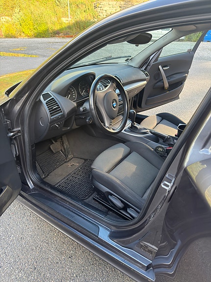 BMW 120d 6 of 29