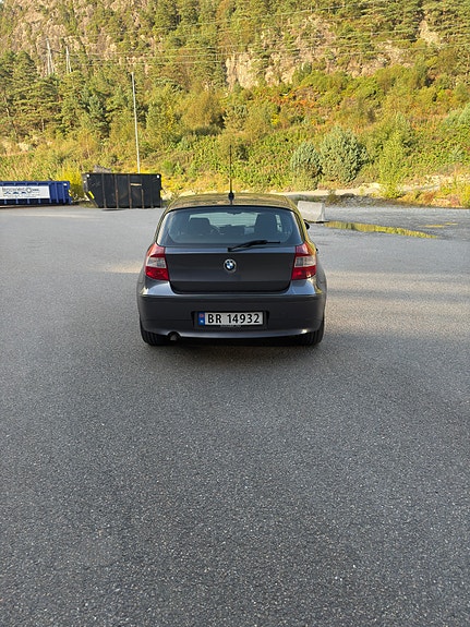 BMW 120d 4 of 29