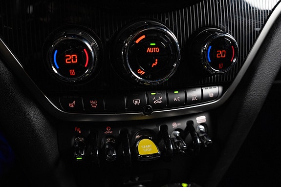MINI Countryman Cooper SE 26 of 30