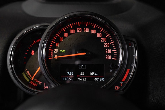 MINI Countryman Cooper SE 28 of 30