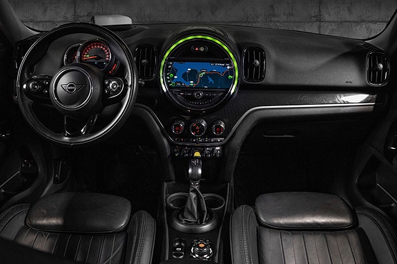 MINI Countryman Cooper SE 14 of 30