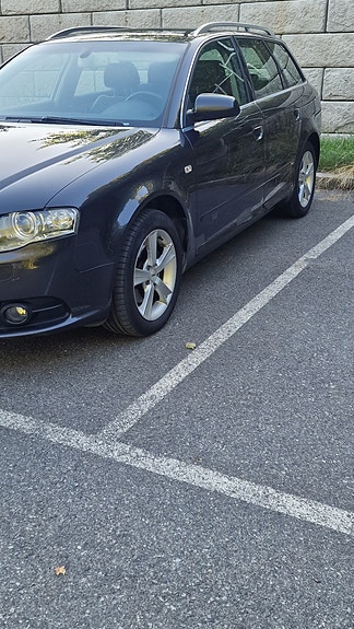 Audi A4 3 of 22