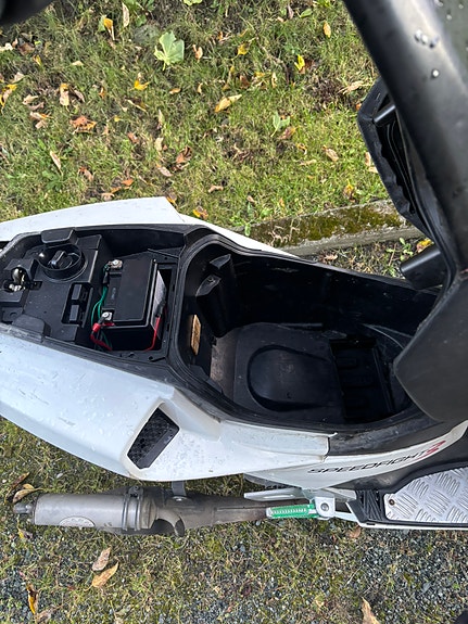 Peugeot Speedfight 10 of 10