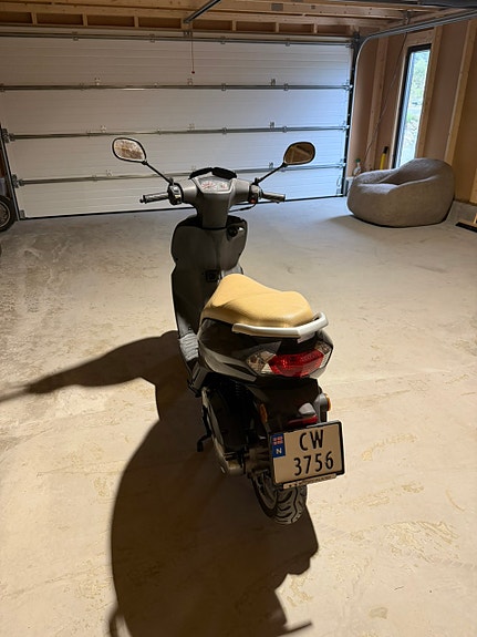 Peugeot Kisbee 4 of 12