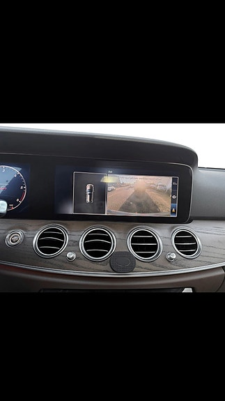 Mercedes-Benz E220 d 26 of 30
