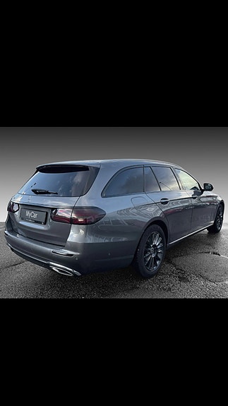 Mercedes-Benz E220 d 6 of 30