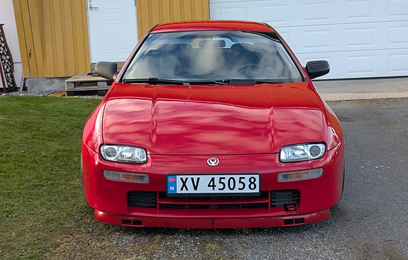 Mazda 323F 16 of 16