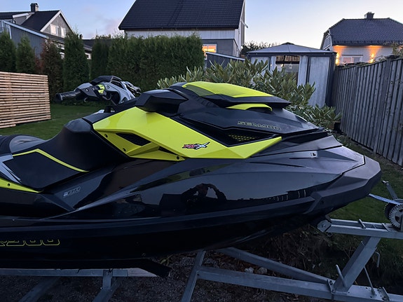 Seadoo 260 RXP-RS 2012 2 of 12