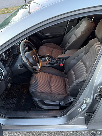 Mazda 3 8 of 23