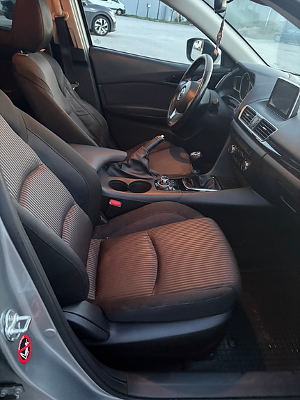 Mazda 3 20 of 23