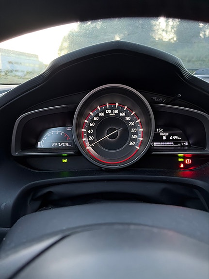 Mazda 3 10 of 23
