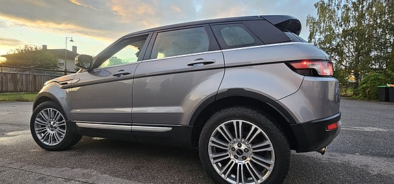 Land Rover Range Rover 17 of 30