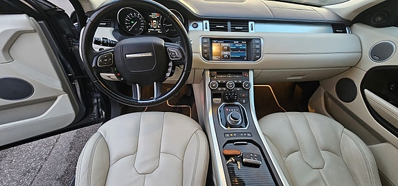 Land Rover Range Rover 19 of 30