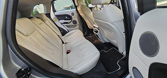 Land Rover Range Rover 23 of 30