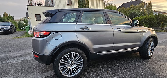 Land Rover Range Rover 10 of 30