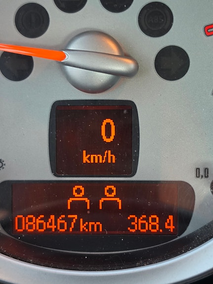 MINI Cooper 8 of 8