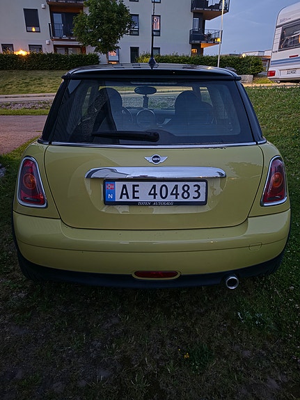 MINI Cooper 3 of 8