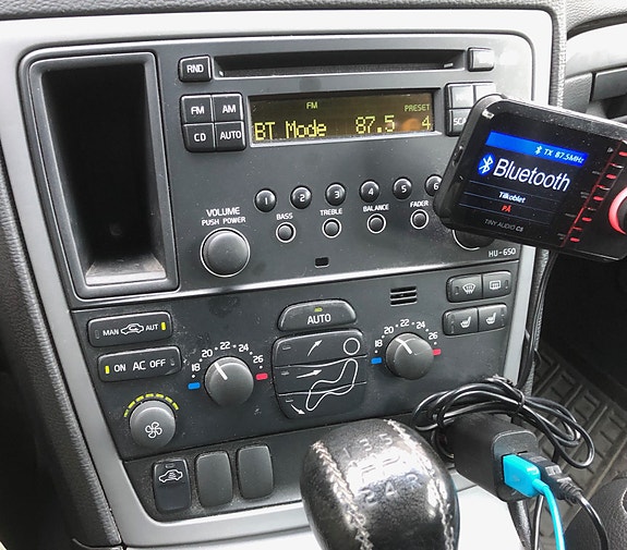 Volvo V70 7 of 17