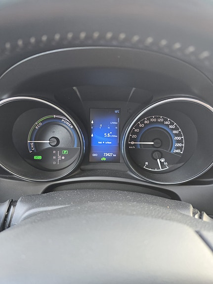 Toyota Auris 22 of 29