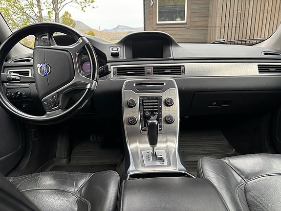Volvo XC70 19 of 27