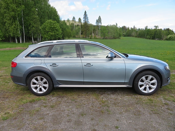 Audi A4 allroad 2 of 17