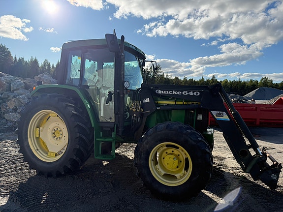 John Deere 6310 12 of 20