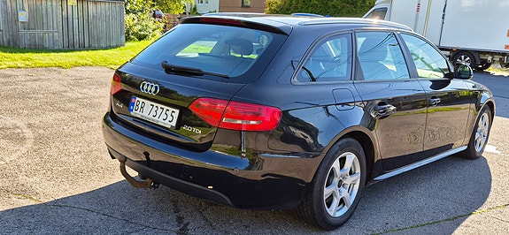 Audi A4 5 of 18