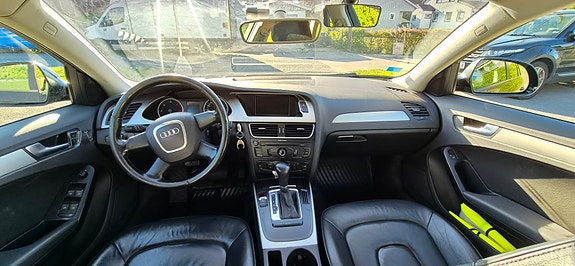 Audi A4 9 of 18