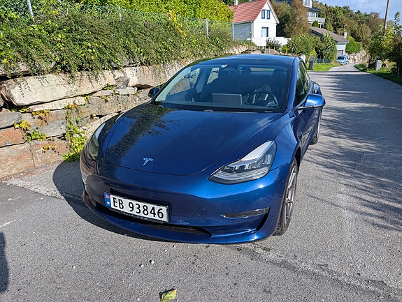 Tesla Model 3 2 of 30