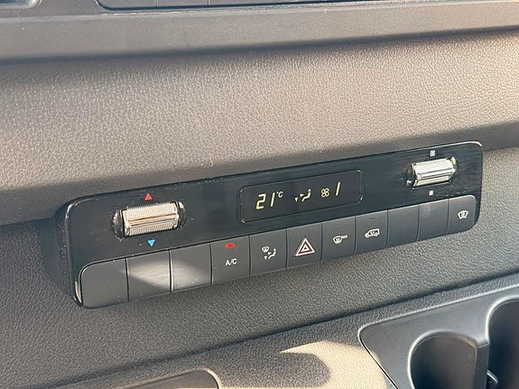 Mercedes-Benz sprinter 519 5 of 21