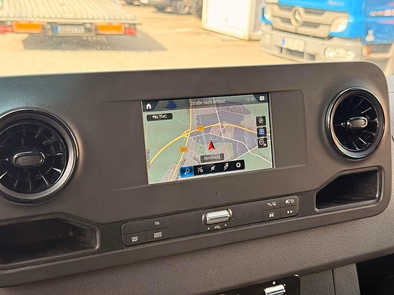 Mercedes-Benz sprinter 519 15 of 21