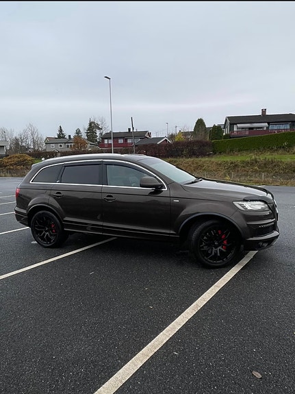 Audi Q7 3 of 16
