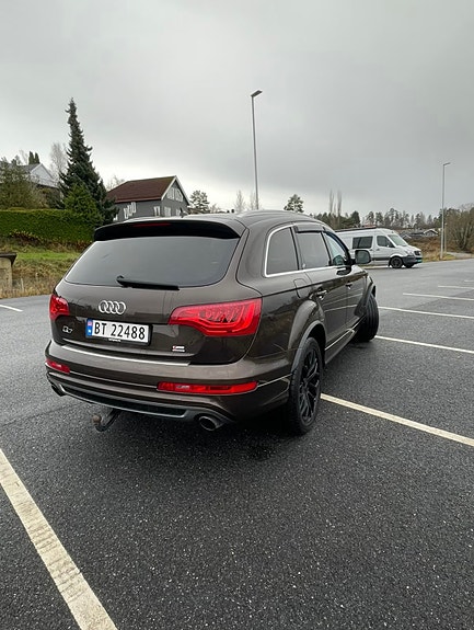 Audi Q7 4 of 16