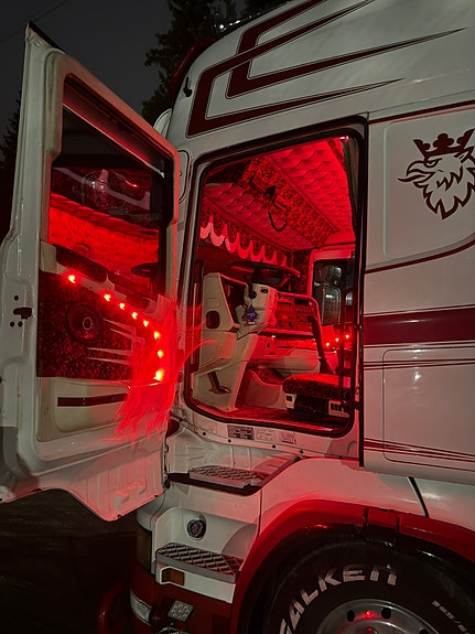 Scania R620 7 of 9