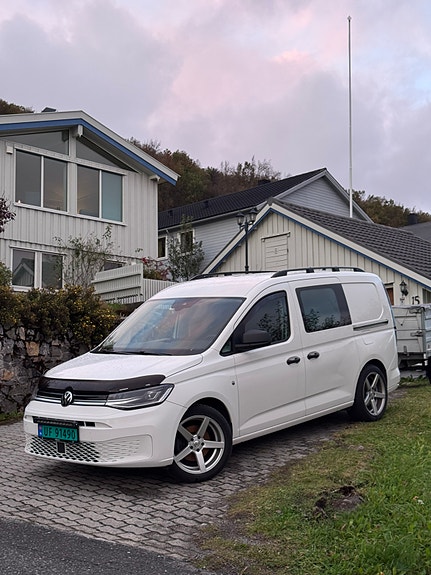 Volkswagen Caddy Maxi 2 of 14