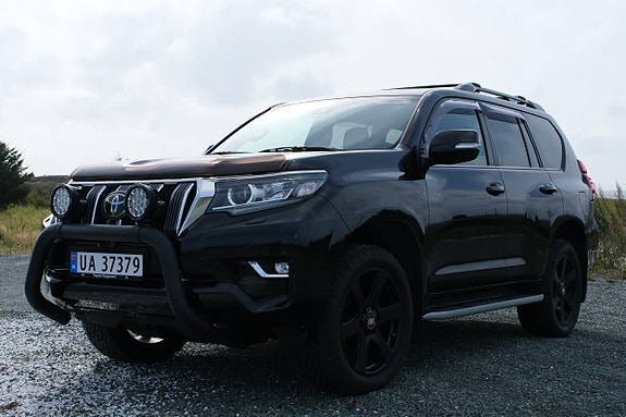 Toyota Land Cruiser 2 of 21