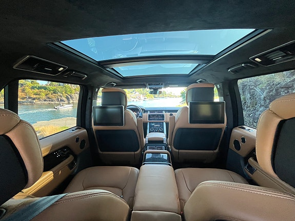 Land Rover Range Rover 8 of 12