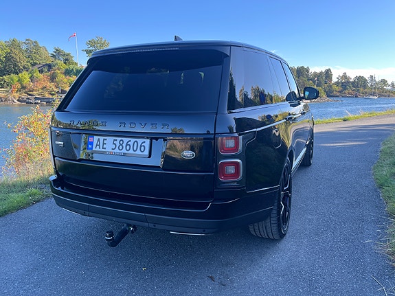 Land Rover Range Rover 4 of 12