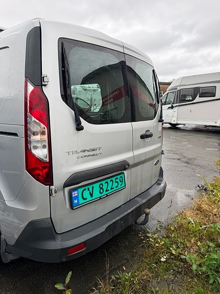 Ford Transit Connect 11 of 17