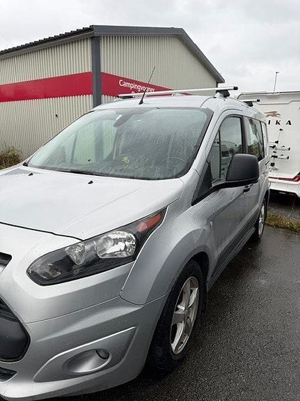 Ford Transit Connect 8 of 17